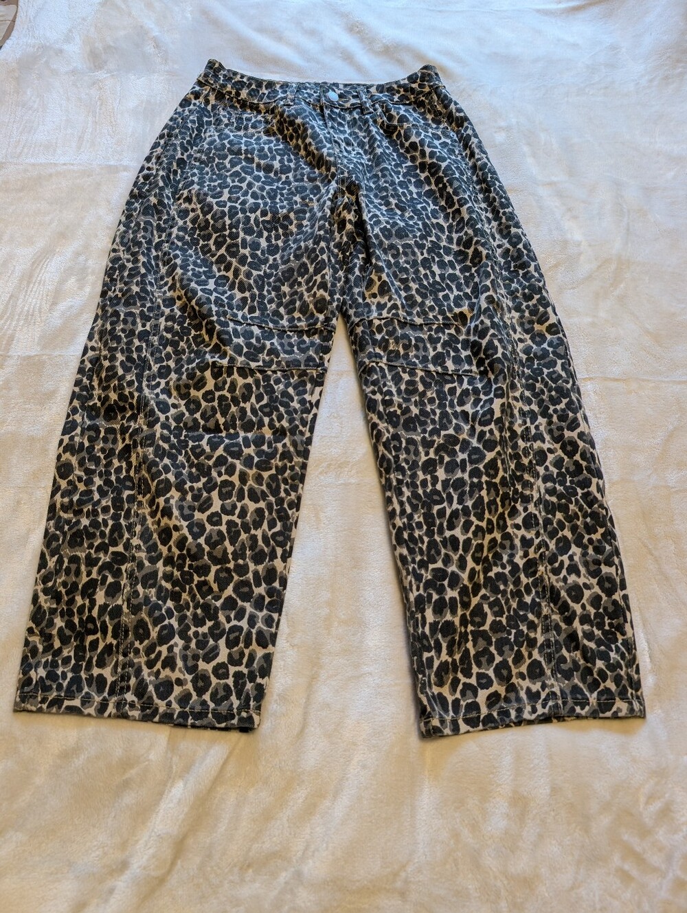 Flamingals Leopard Print Mid-rise Barrel Leg Cropped Pants NWOT Women's Medium - Picture 4 of 8
